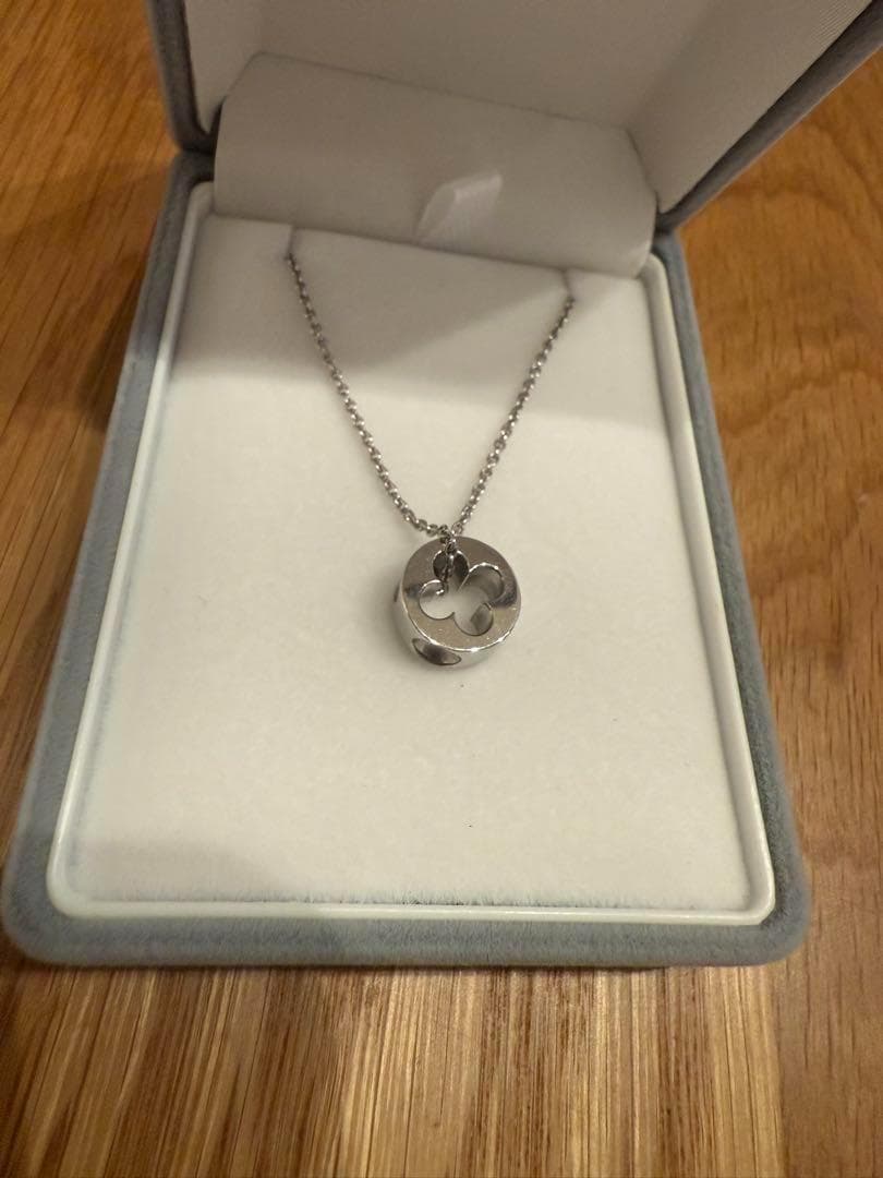 Louis Vitton パンダンティフ アンプラント K18WG LOUIS VUITTON ルイヴィトン K18WG パンダンティフ アンプラント