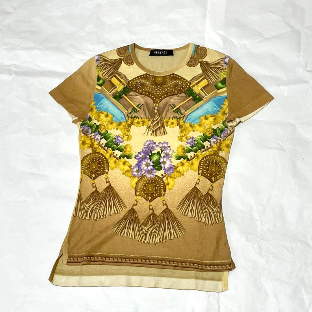 VERSACE ヴェルサーチェ プリント Vネック Tシャツ 38/M相当 楽天市場】ヴェルサーチ tシャツ vネックの通販