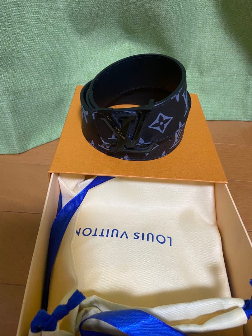 LOUISVUITTONベルト‼️さくら ベルト・LV フラワーグラム 20MM リバーシブル ｜ルイ・ヴィトン 公式