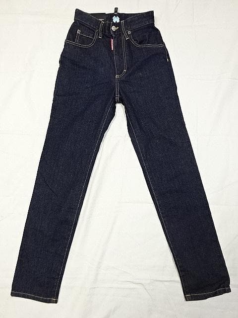 未使用品☆ディースクエアード☆CROPPED TWIGGY JEAN☆36☆ - メルカリ