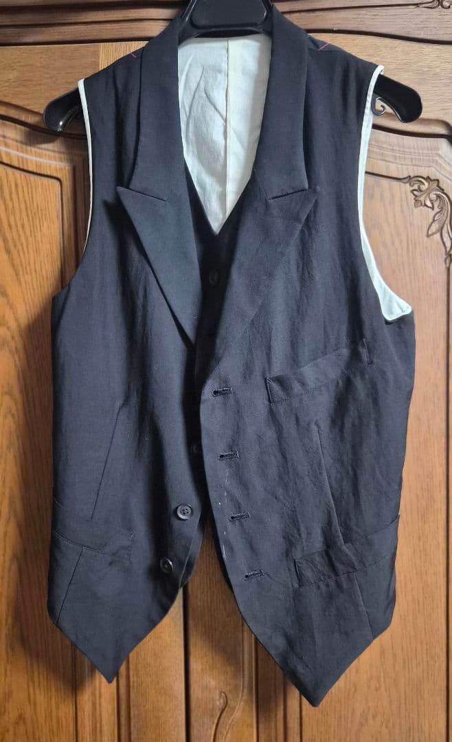 Yohji Yamamoto POUR HOMME 前二重ベスト ジレ - メルカリ