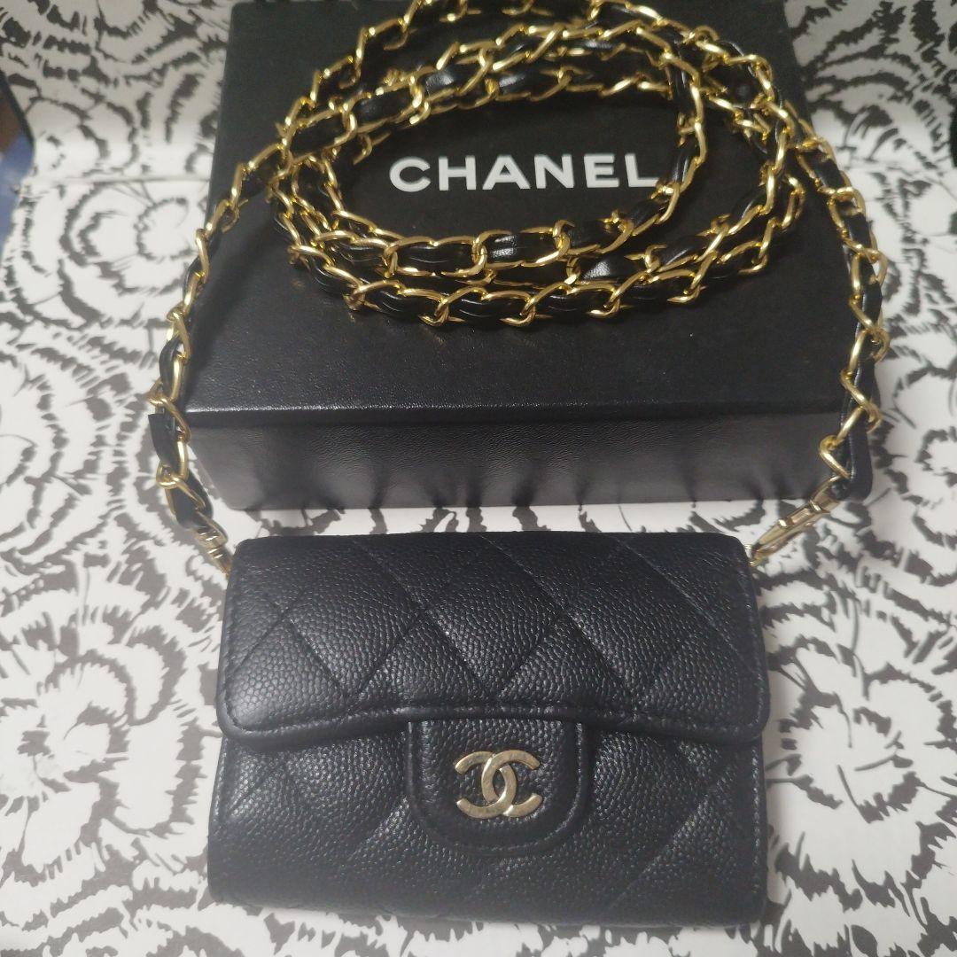 シャネル　キーケース　カードケース　斜めがけ 超希少・数量限定】CHANEL☆キーケース☆カード収納も可 (CHANEL/キー