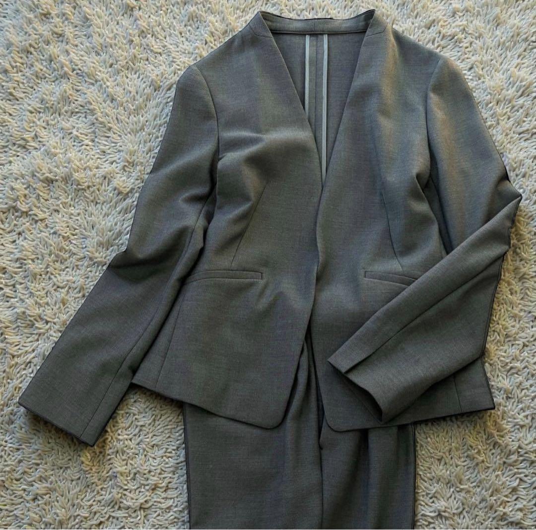 極美品　グリーンレーベル ノーカラー パンツスーツ38 グレー　洗える 極美品 グリーンレーベル ノーカラー パンツスーツ38 グレー 洗える