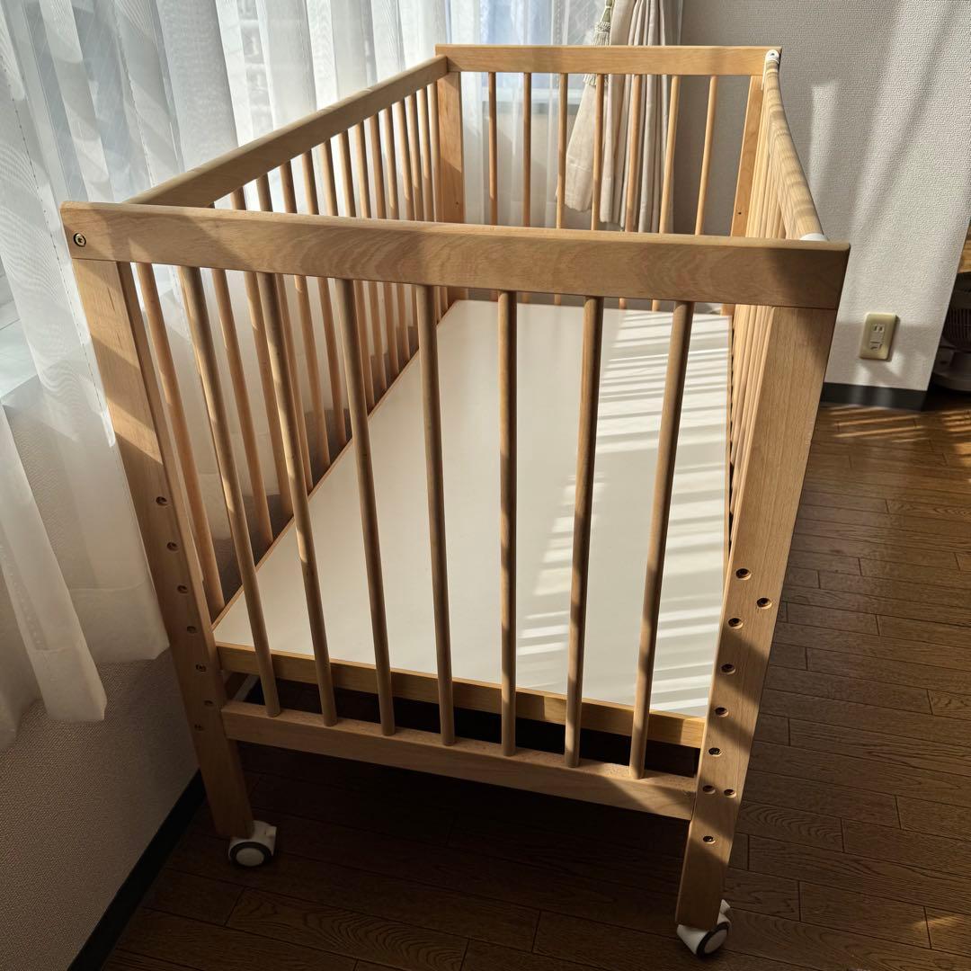 学習机にもできる】DIDI 木製 ベビーベッド キャスター付き 高さ調節可能