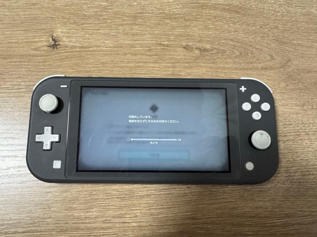 Nintendo Switch Lite グレー 本体　画面割れあり Amazon.co.jp: Nintendo Switch Lite グレー : ゲーム