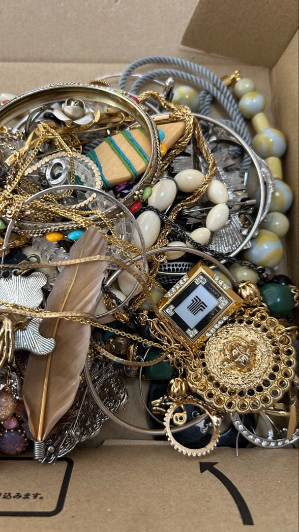 W*E様 アクセサリー まとめ売り イミテーション ジャンク品 ③ - メルカリ