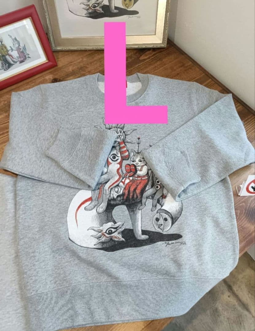 タローマン ヒグチユウコ コラボ トレーナー Lサイズ - メルカリ