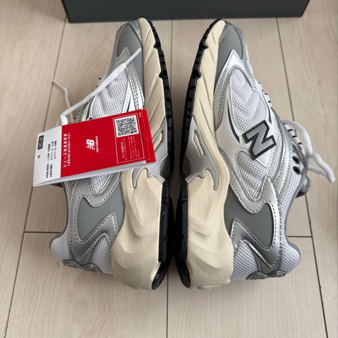 新品未使用品　ニューバランス　725 24.5cm