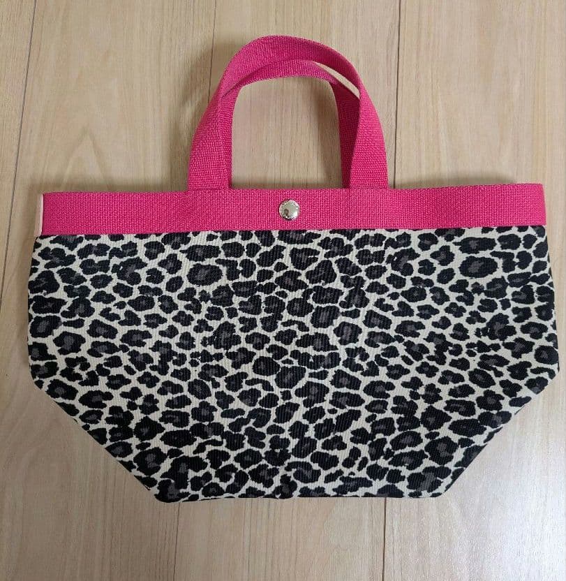 【美品】エルベシャプリエ 707FD パンサーブラン 舟型トートM ケアカード付 美品】エルベシャプリエ 707FD パンサーブラン 舟型トートM ケアカード