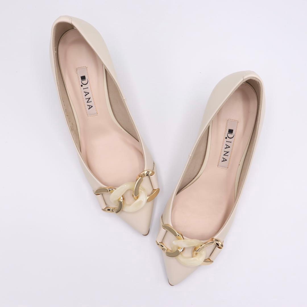 未使用　DIANA ダイアナ　ヒール　パンプス　21.5cm 本革レザー