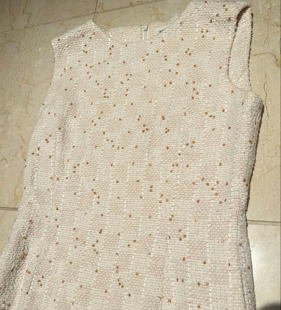 FOXEYフォクシーブティック ツイード白ワンピース40スパンコール卒業入学