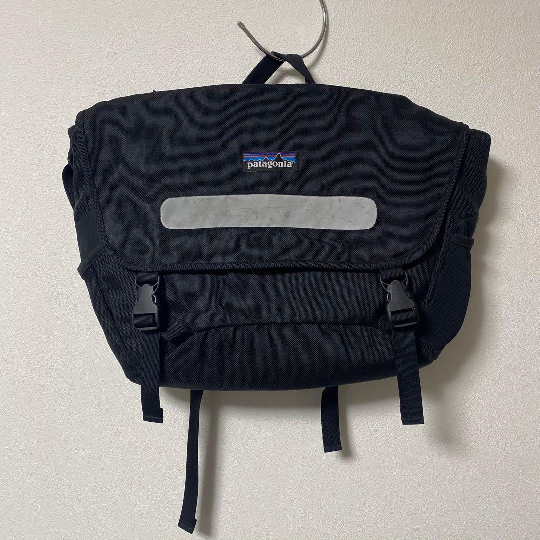 patagonia 大容量メッセンジャーバッグ ネイビー パタゴニア
