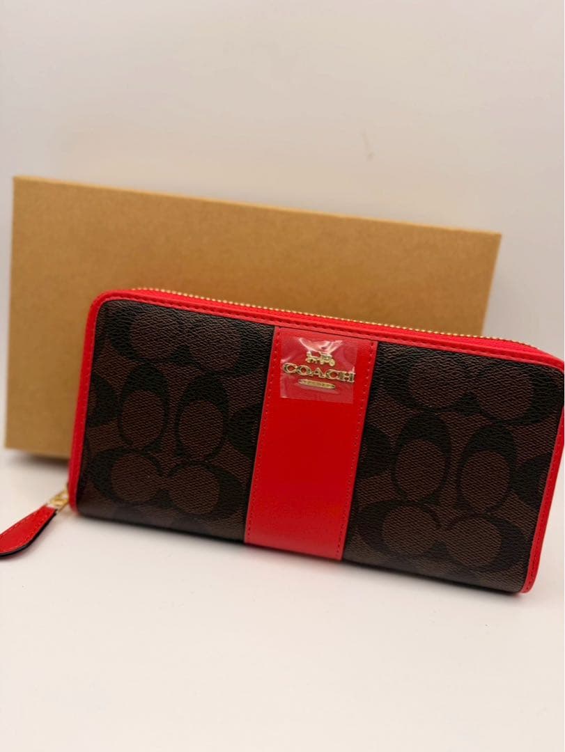 coach 長財布　ブラウンレッド COACH 長財布 ブラウン/レッド（濃いピンク） - メルカリ