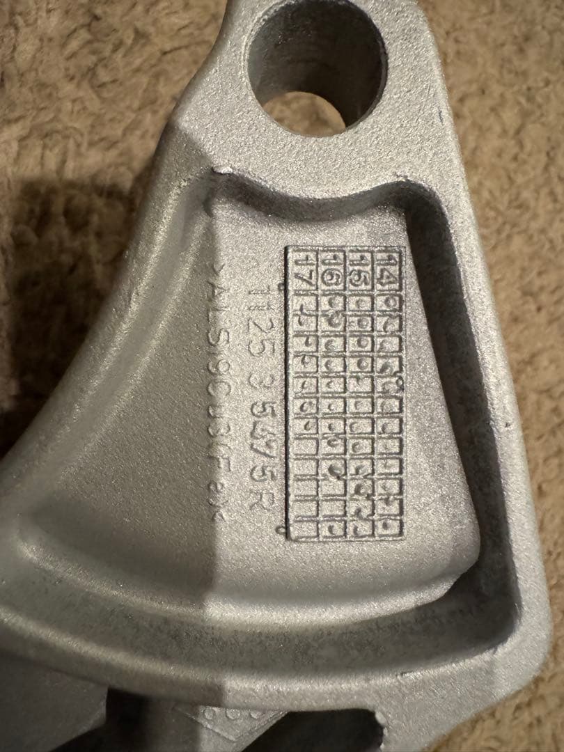 ルノー メガーヌ3RS ミッションブラケット 475R対策品 - メルカリ