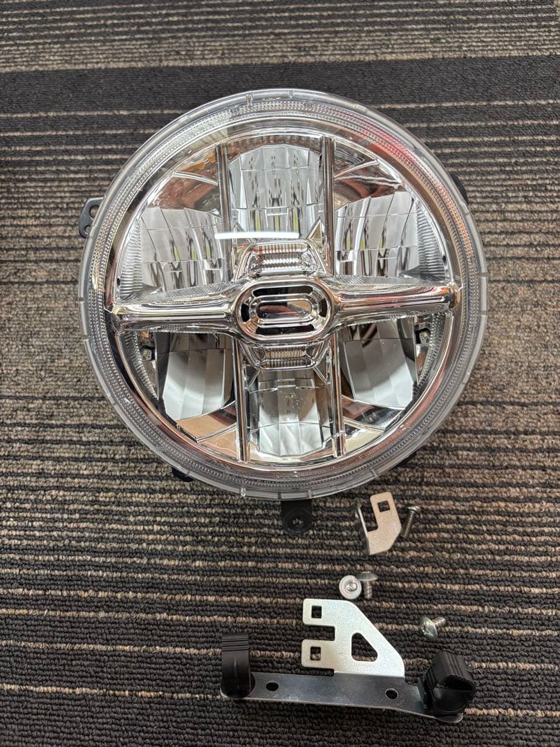 2025年z900rs純正ヘッドライト美品 2025年z900rs純正ヘッドライト美品 z900rs ヘッドライト 純正 カワサキ