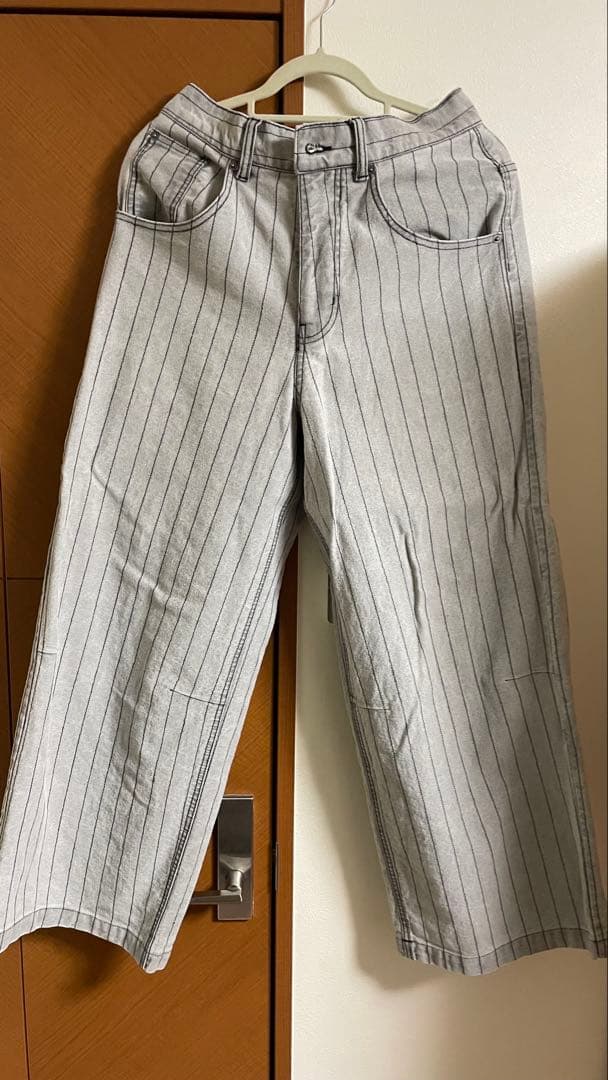 BLESSU ストライプ ワイドパンツ グレー bottoms-02238 ダブルウエスト ピンストライプ タックワイドパンツ