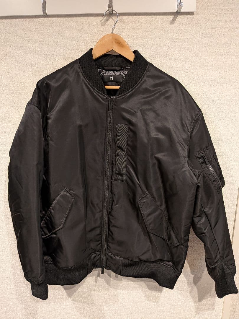 Uniqlo +J ハイブリッドダウンオーバーサイズMA-1 ブラックXL ユニクロ公式 | ハイブリッドダウンオーバーサイズMA－1