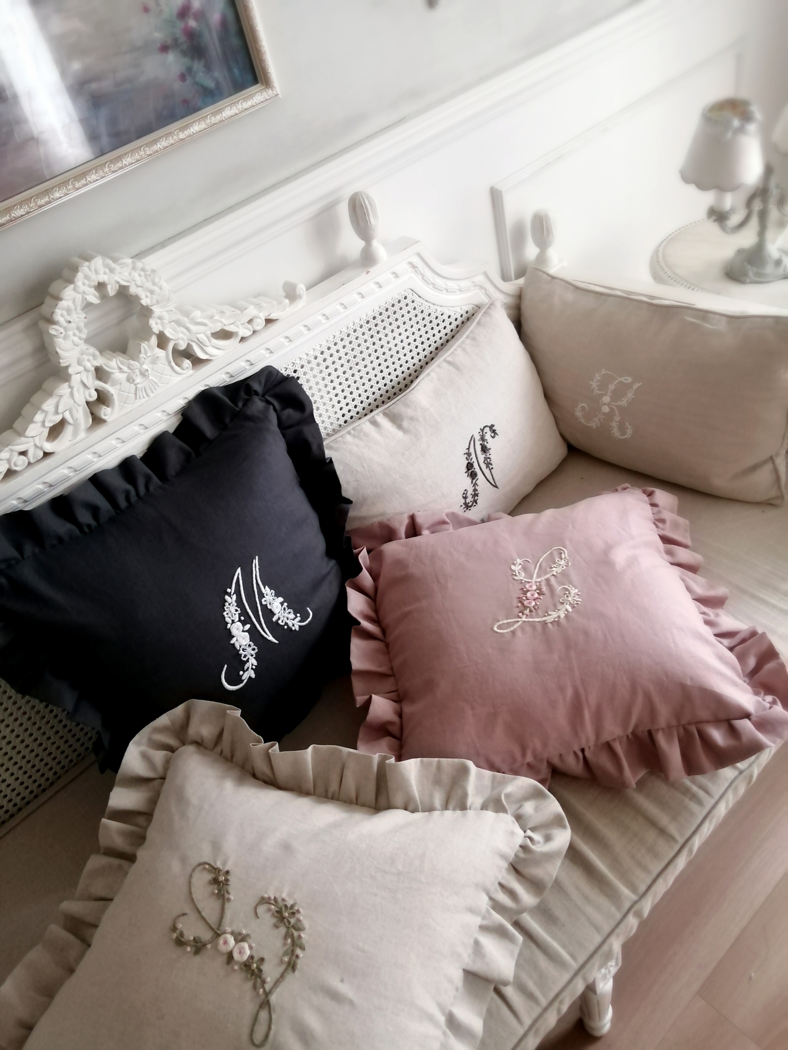 イニシャル刺繍 手刺繍 フランス フレンチ シャビーシックアンティーク