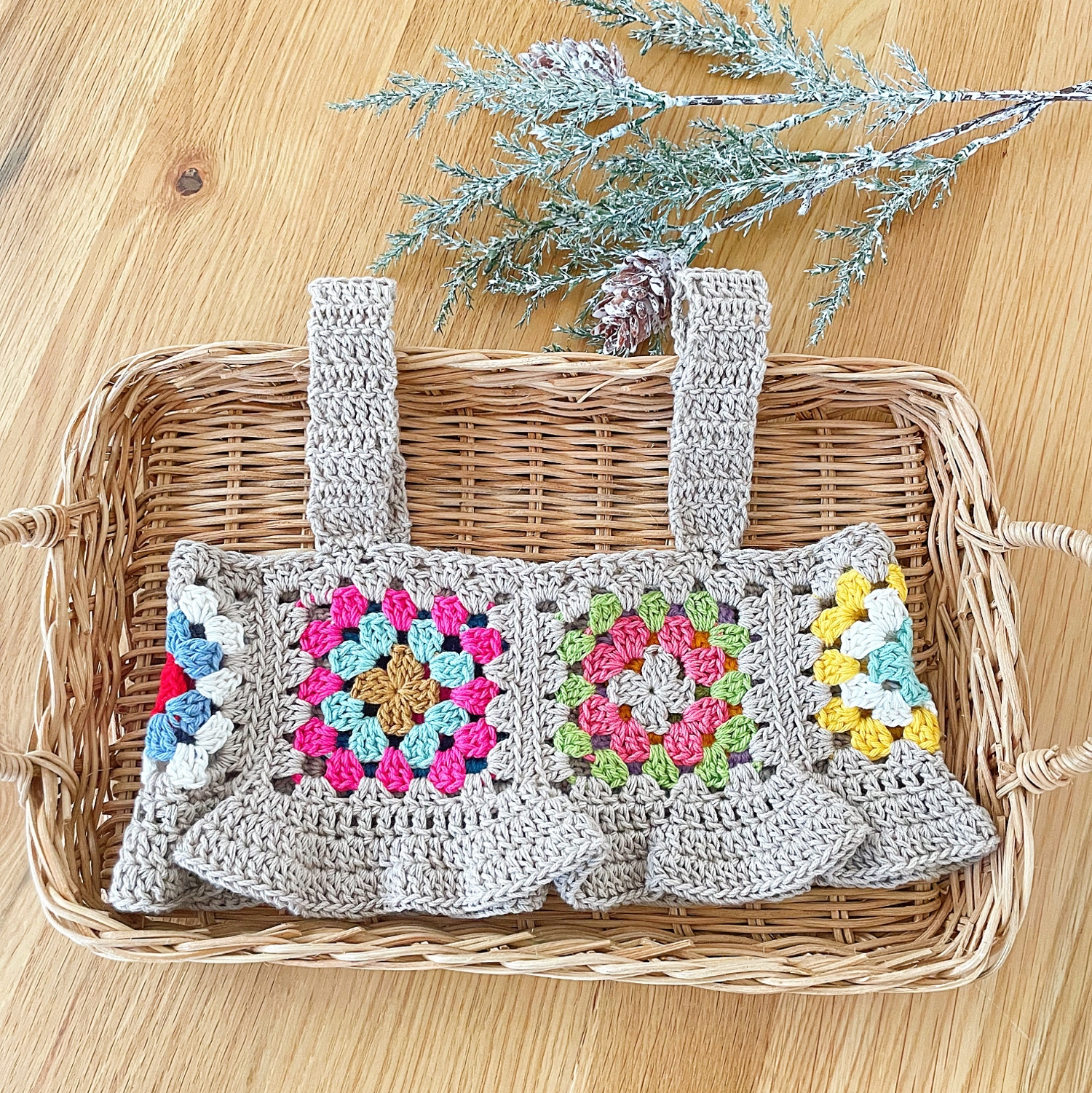 かぎ針編みマルチカバー モチーフ編み グラニースクエア ブランケット