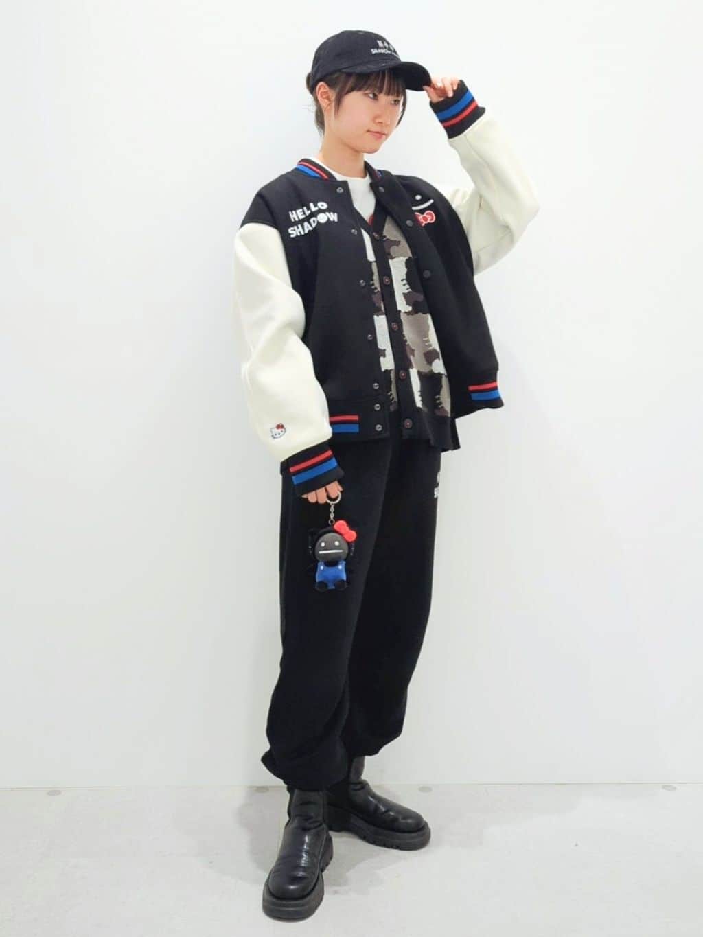 キティ シルエットパターン｜ジャカードVネックカーディガン｜ユニ