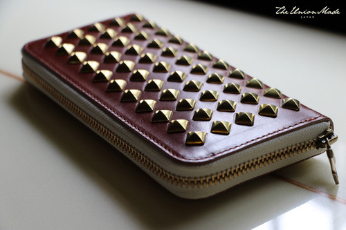 STUDS PURSE