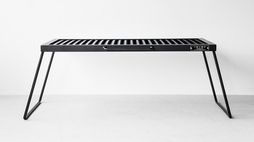 IRON TABLE | サンゾー工務店