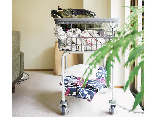 PACIFIC FURNITURE SERVICE TOWEL CART / パシフィックファニチャー