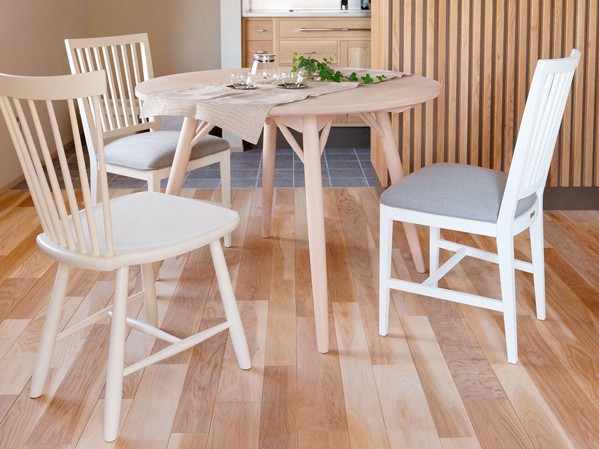 北の住まい設計社 Round Table / きたのすまいせっけいしゃ ラウンド