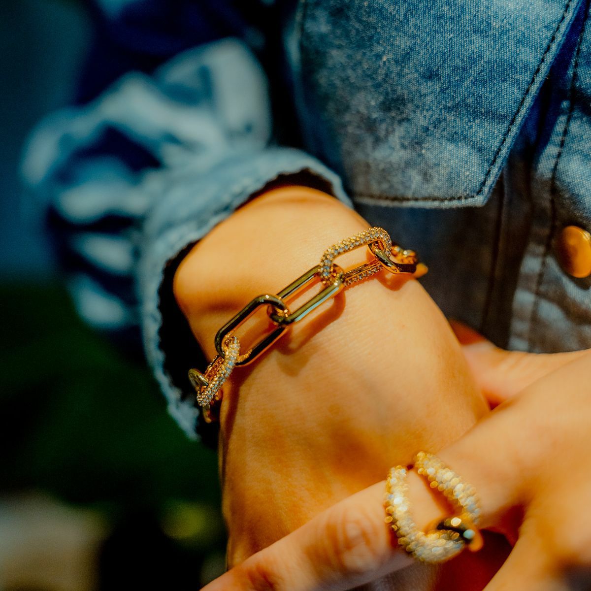 メタルシャイニーチェーンブレスレット(ゴールド) | STELLAR HOLLYWOOD