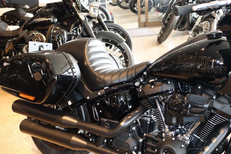 18~'24 M8用 ガンファイターシート ※※在庫なしの場合発送まで2か月ほど