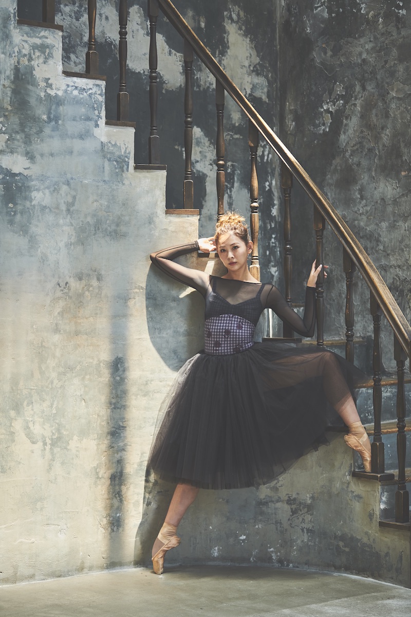 stina / type L long ribbon / little tulip black × black