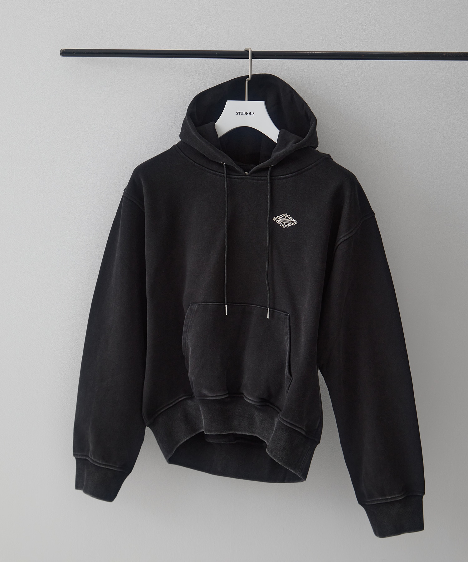 bijou tiara hoodie(1 BLACK): tanakadaisuke: WOMENS｜ STUDIOUS