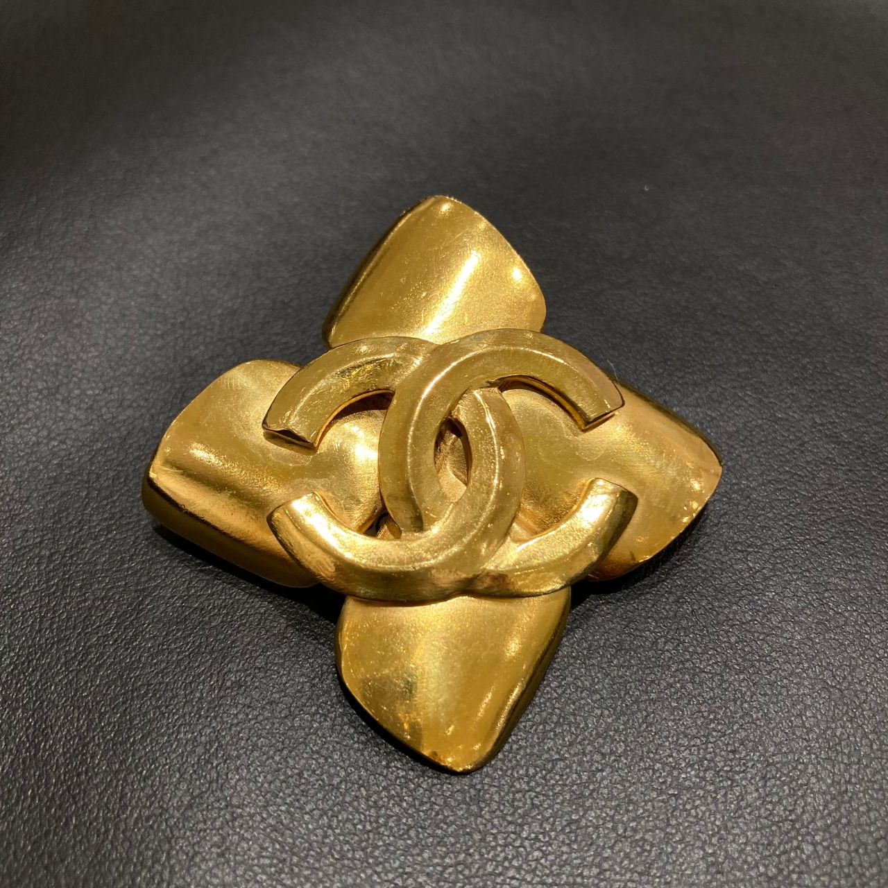 ヴィンテージ】CHANELブローチご紹介 | マークイズ静岡店 | フィット
