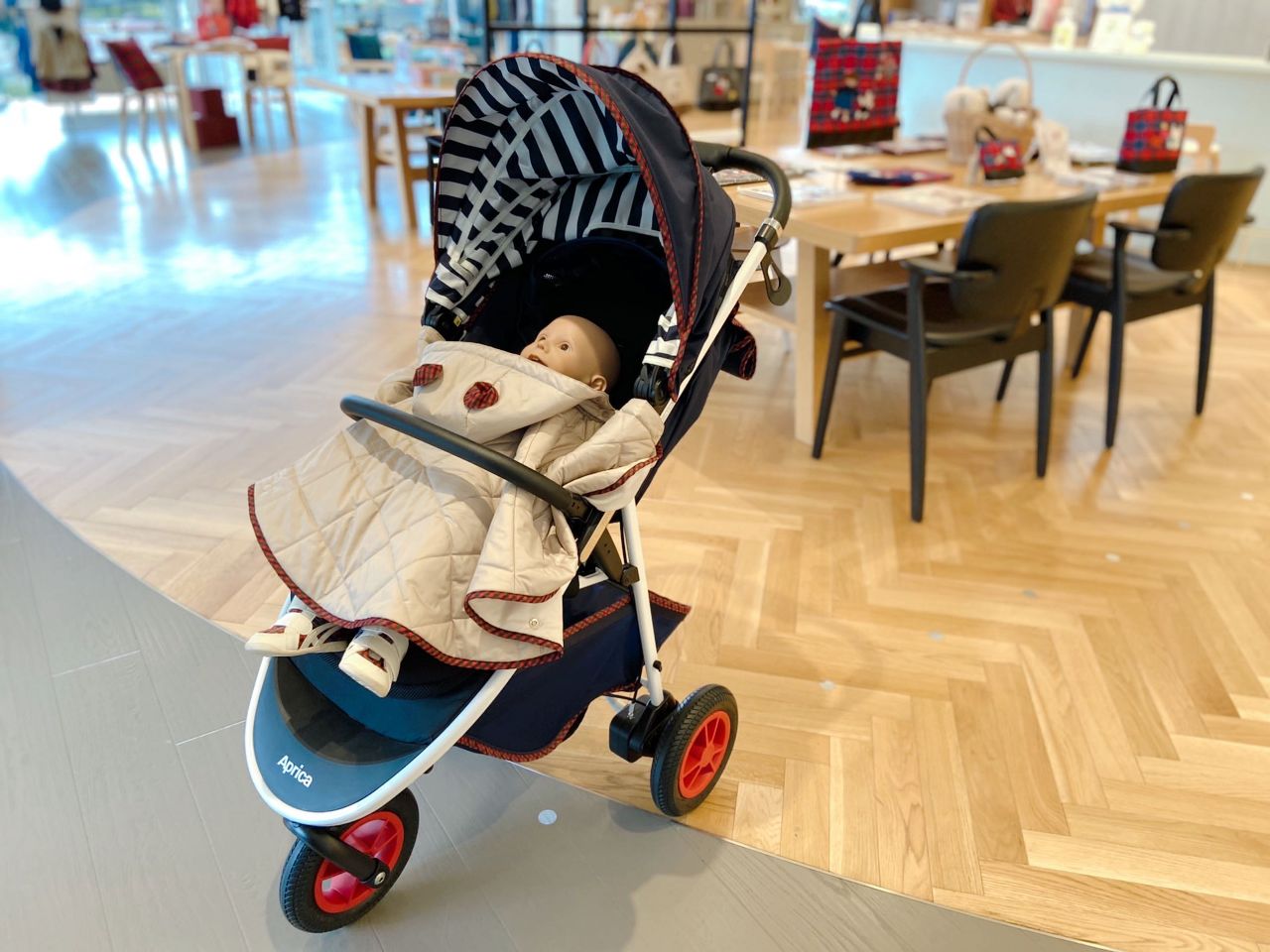 気になる新作！ 3WAYケープ｜ファミリア代官山店の公式ブログ