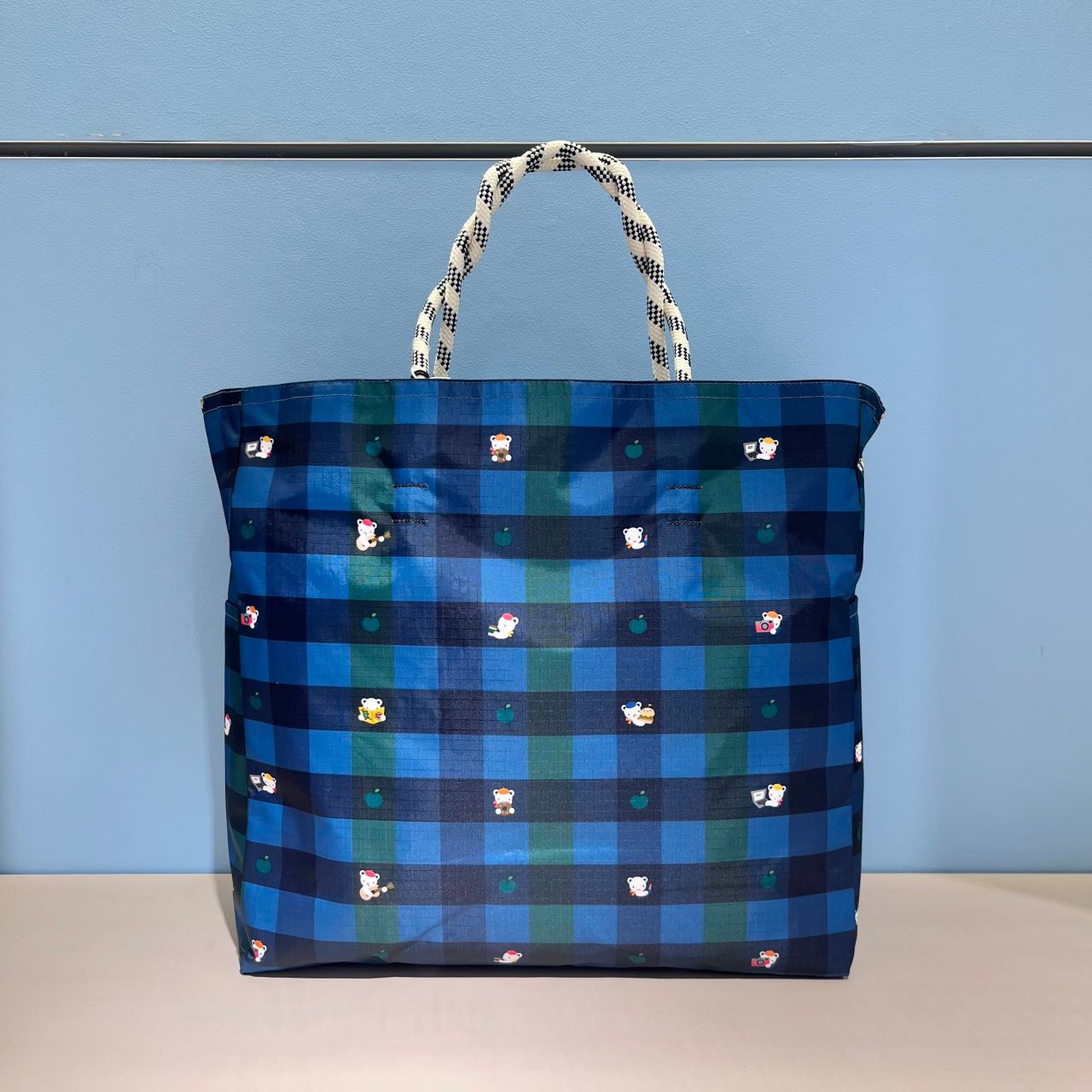 ⚫︎LeSportsac × familiar⚫︎大人用バッグ登場！｜ファミリア伊勢丹