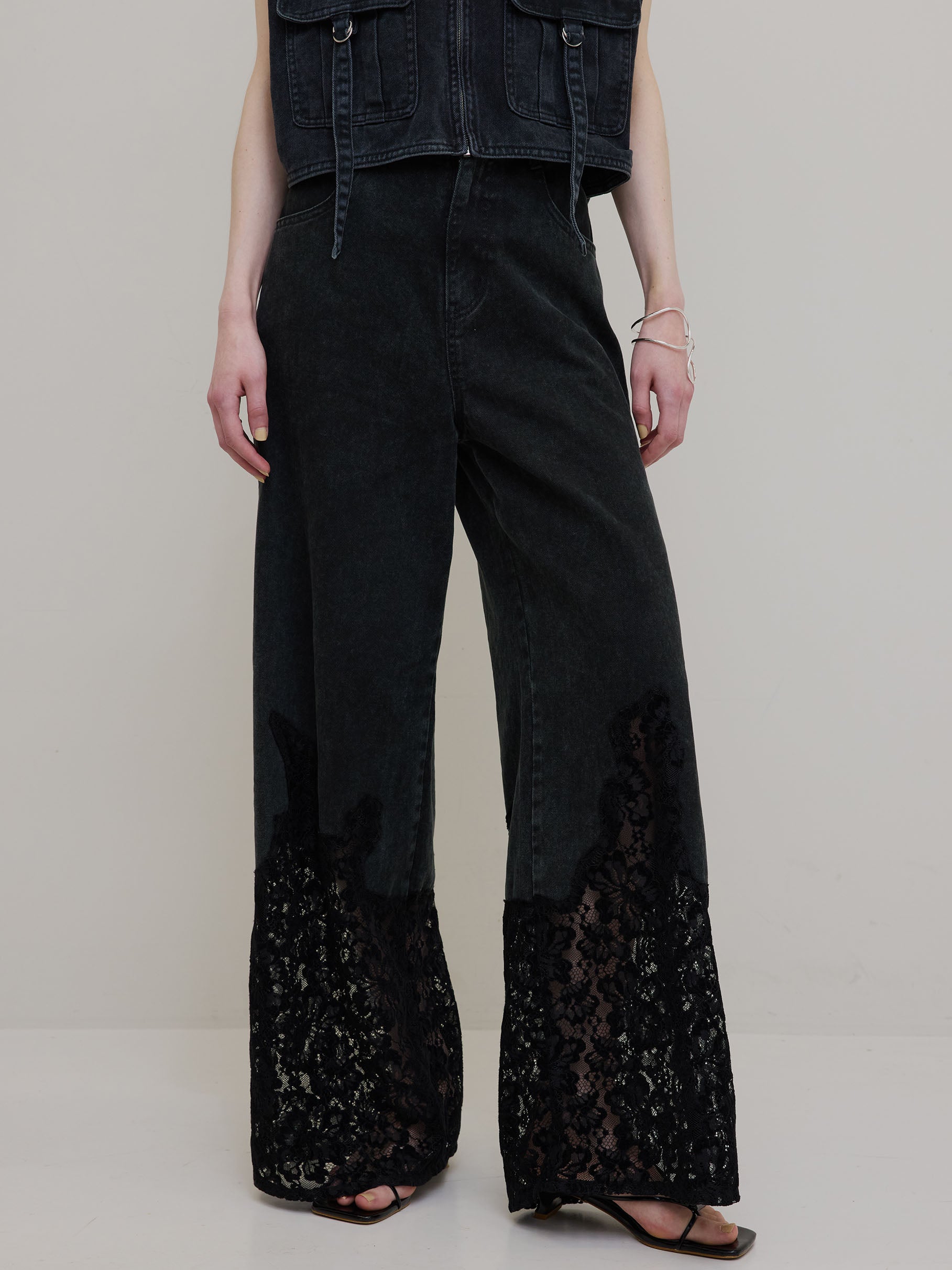 01_90d8f2ea-a0bc-4b6c-94ed-