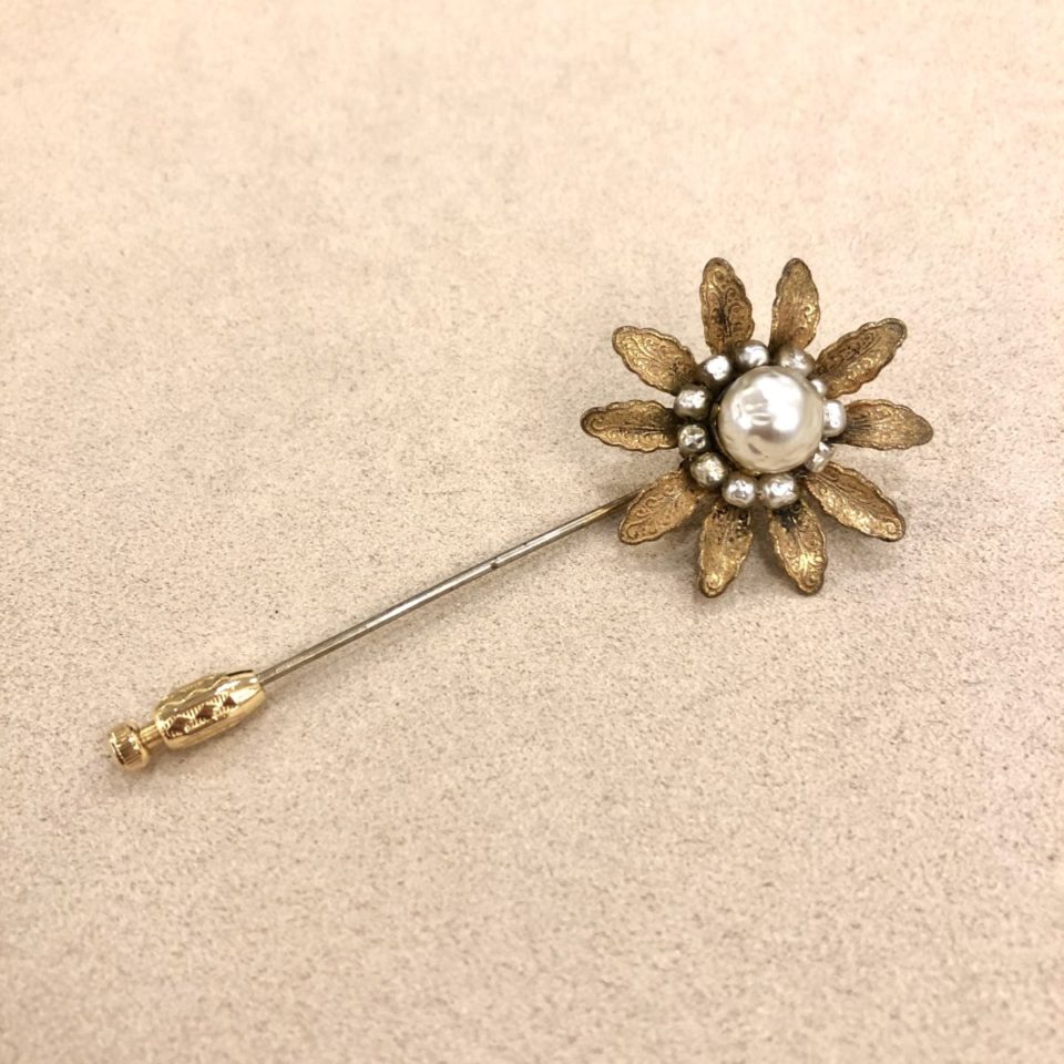 ミリアム・ハスケル「フラワー ピンブローチ」《アンティックかとう》