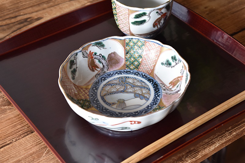 伊万里 通り物 色絵 鶴松富士山 輪花型膾皿 - 生活骨董と古布の