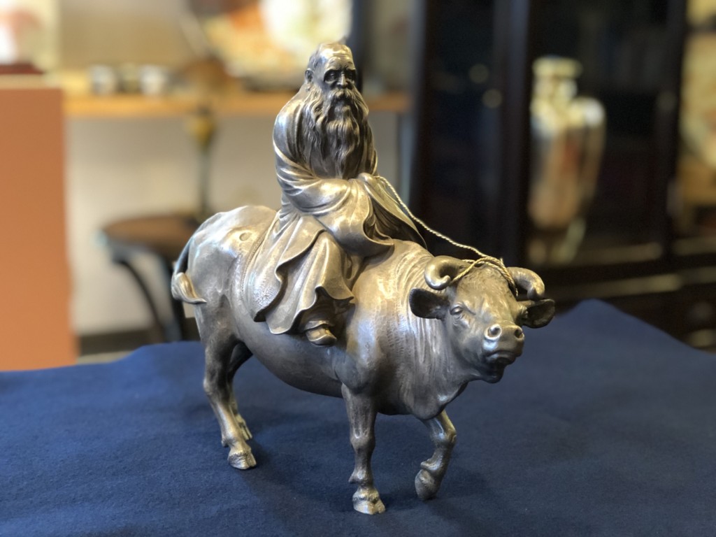 動物たちの生きる姿を描いた骨董品 - 古好屋 ブログ