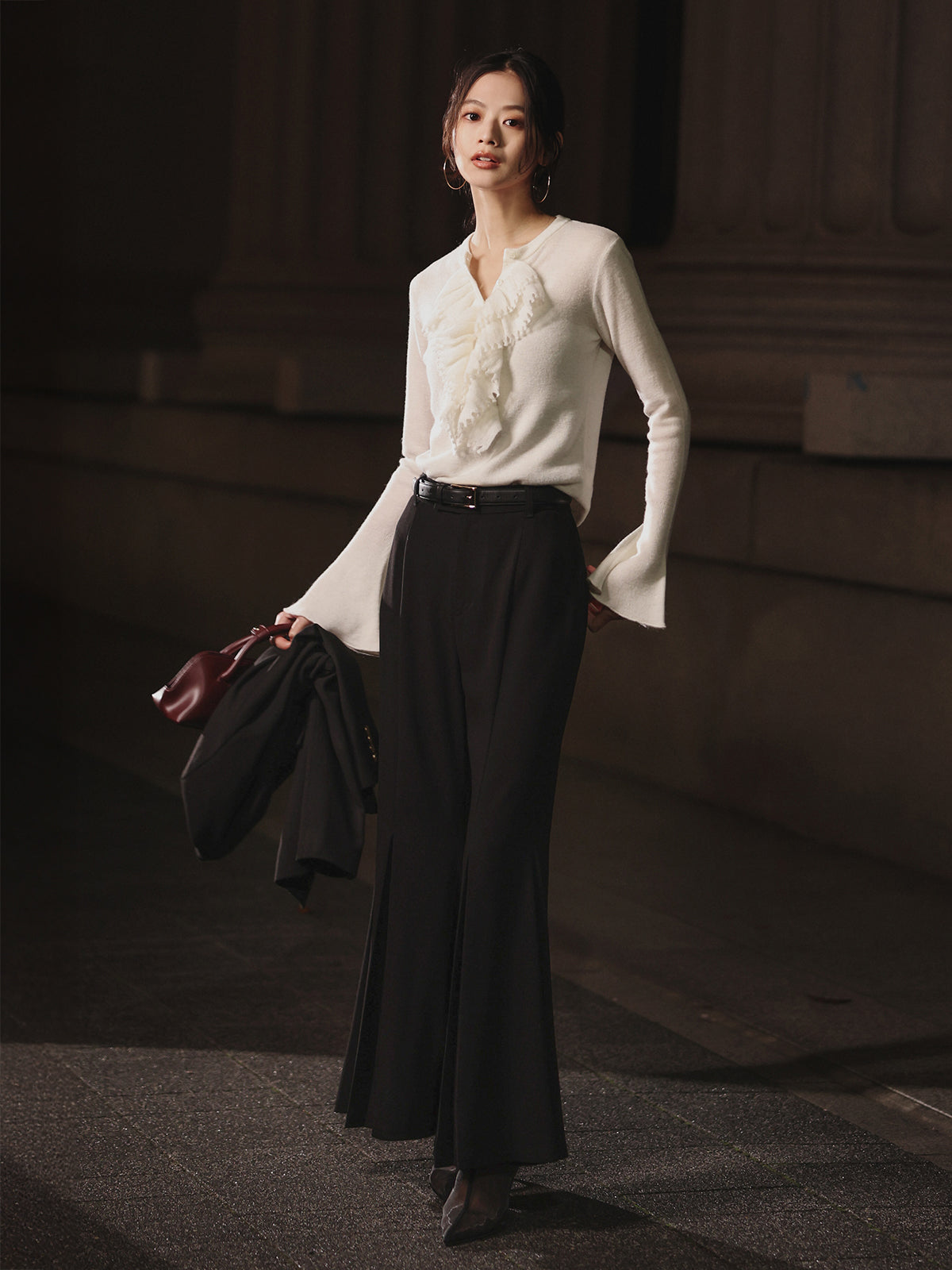 カスケードフリルニットトップス