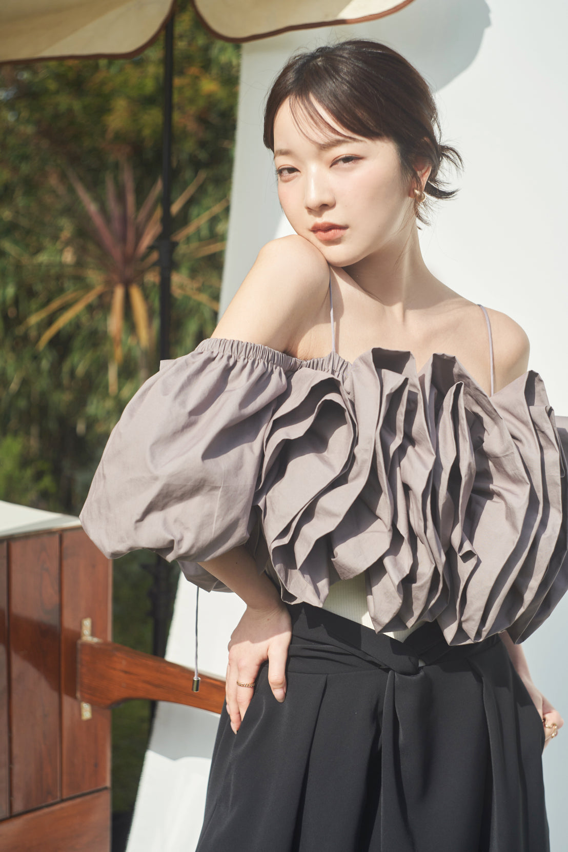 volume off shoulder blouse – andequal