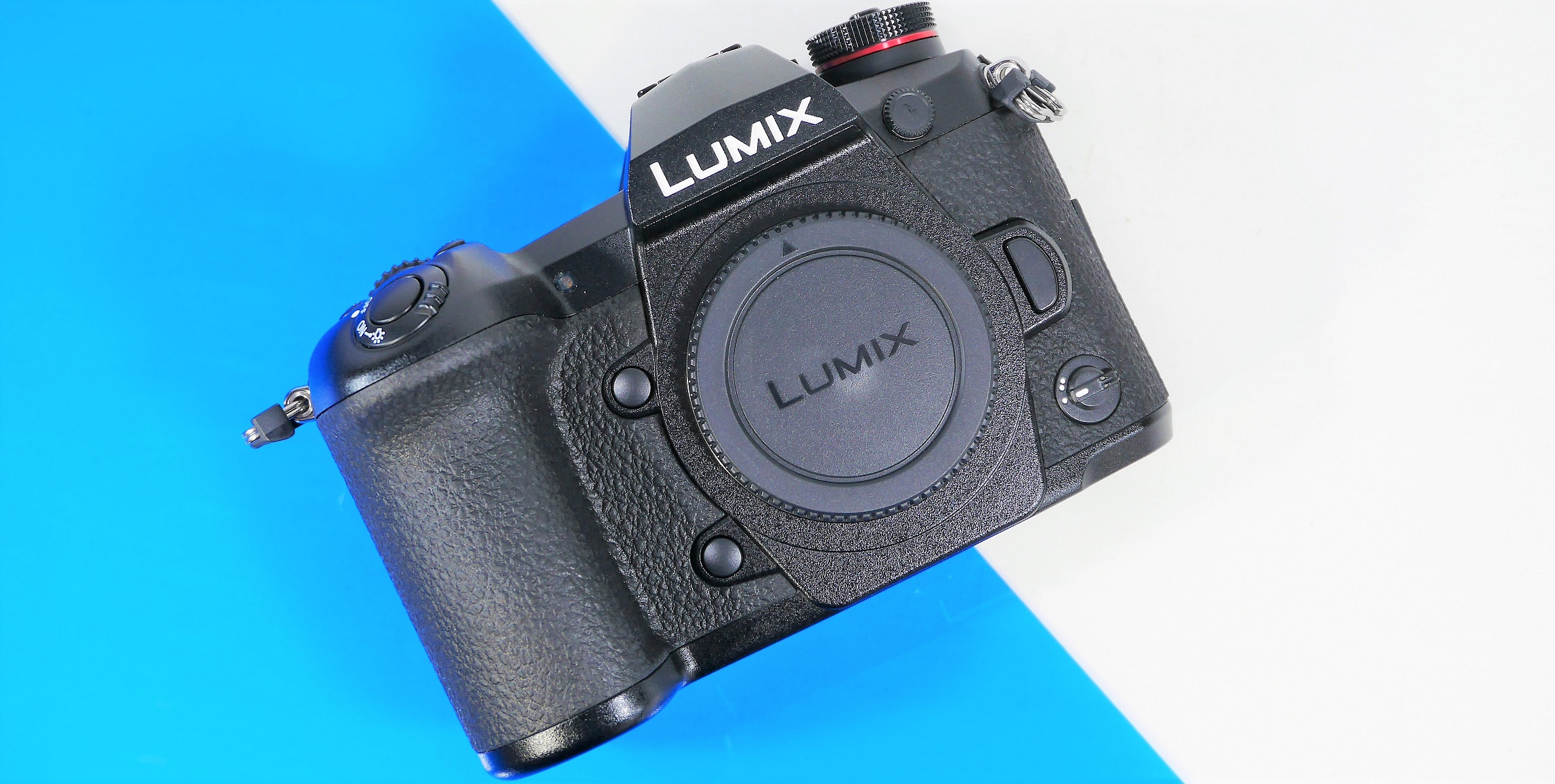 LUMIX DC-G9 シャッター回数115回 傷あり 美品】 LUMIX DC-G9 G9 PRO