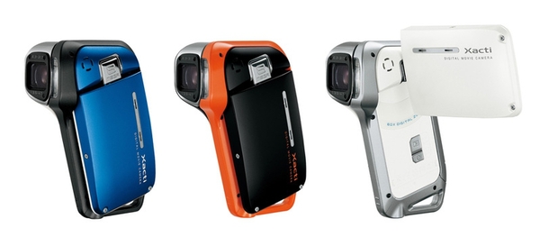 ASCII.jp：三洋電機、潜って撮れる800万画素ビデオカメラ「Xacti」新