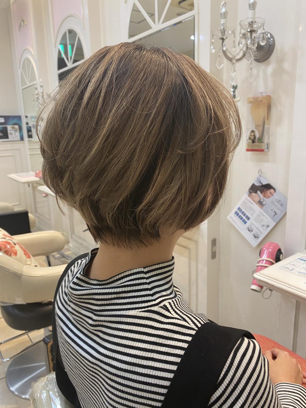 ひとみ マリブ ショート ブロンドグラデーションカラー グラデーション