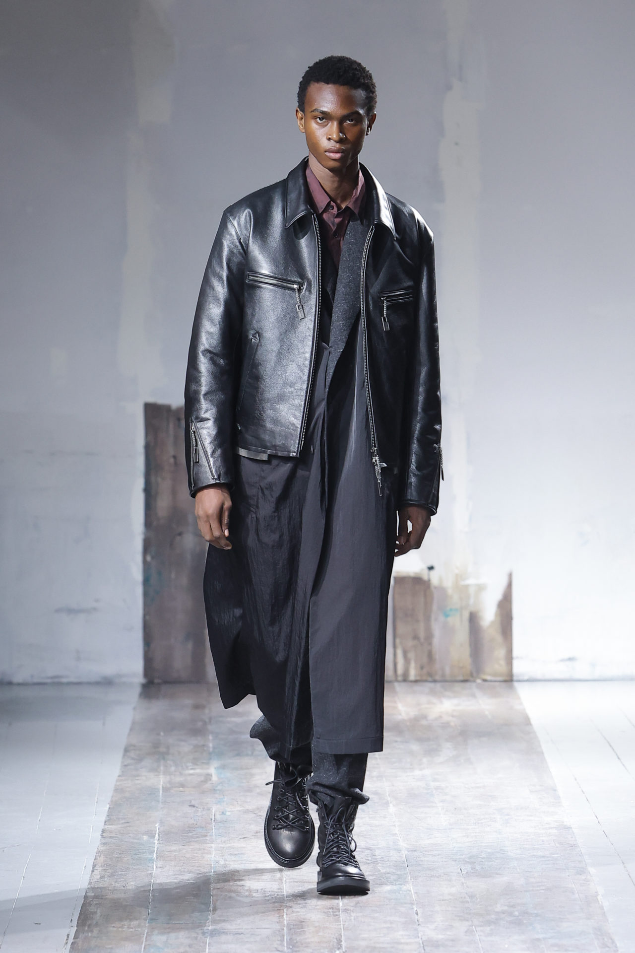 Yohji Yamamoto POUR HOMME AW24-25 Look13 – A Shaded View on Fashion