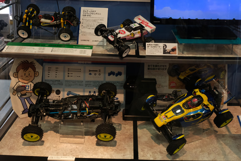 高い運動性能のオールニューモデル! RCバギーの新基軸TD-4シャーシ「RC