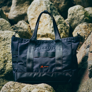 ニューバランス×BRIEFINGコラボ、トートなど4モデル - Impress Watch