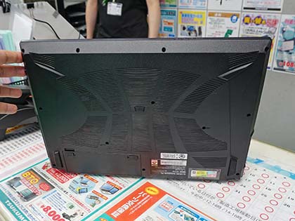 没入感を高める狭額ベゼル採用の15.6型ゲーミングノート「G-GEAR note