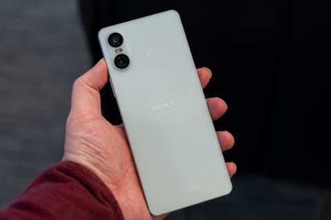 ソニー、SIMフリー約7万円でカメラ2眼になった「Xperia 10 VI」。3.5mm