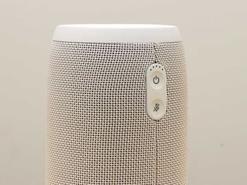 レビュー】スマートスピーカーにJBLサウンドと“ポータブル”の価値。JBL